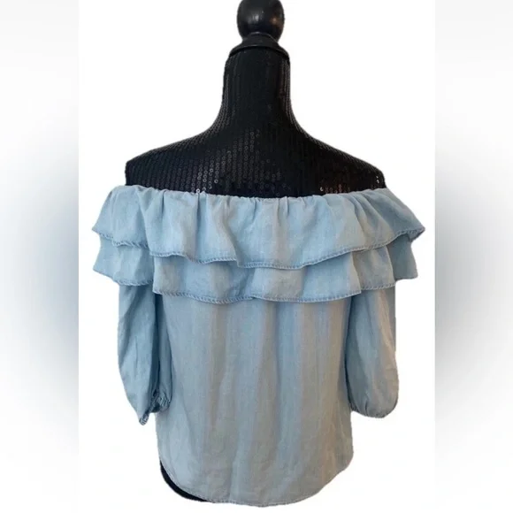 Sam and Jess Double Ruffle Off The Shoulder Blouse Light Blue Chambray Size XSP - Picture 8 of 13